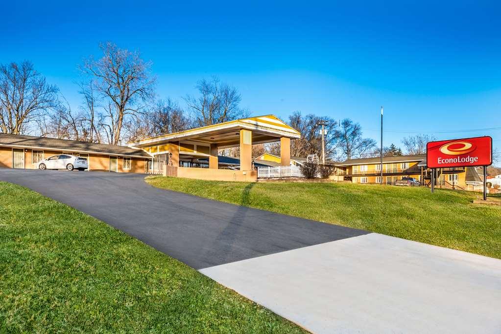 Econo Lodge Oskaloosa Eksteriør billede
