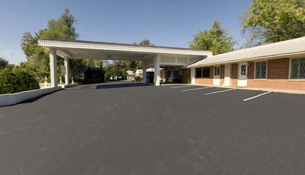 Econo Lodge Oskaloosa Eksteriør billede
