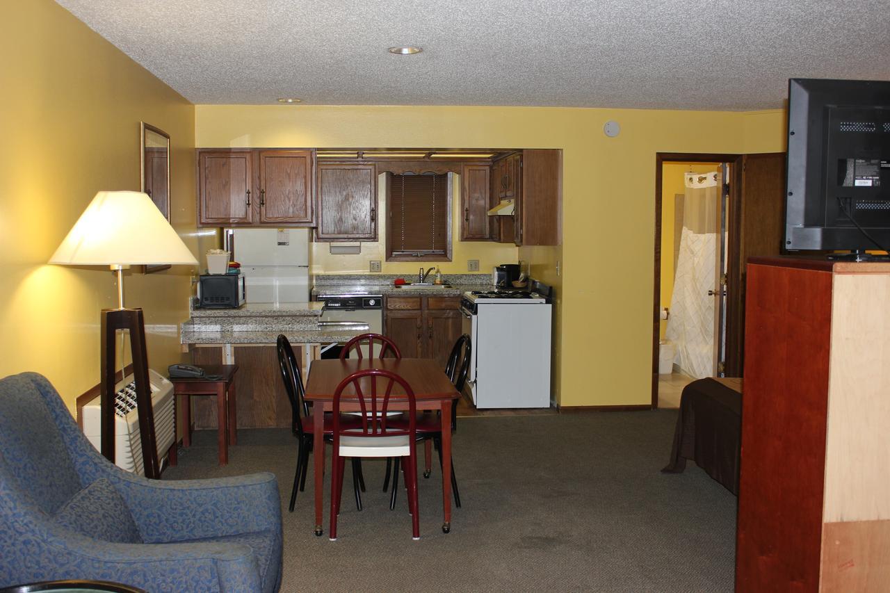 Econo Lodge Oskaloosa Eksteriør billede