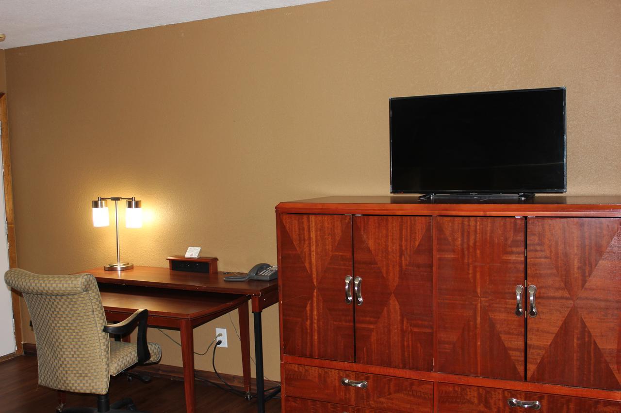 Econo Lodge Oskaloosa Eksteriør billede